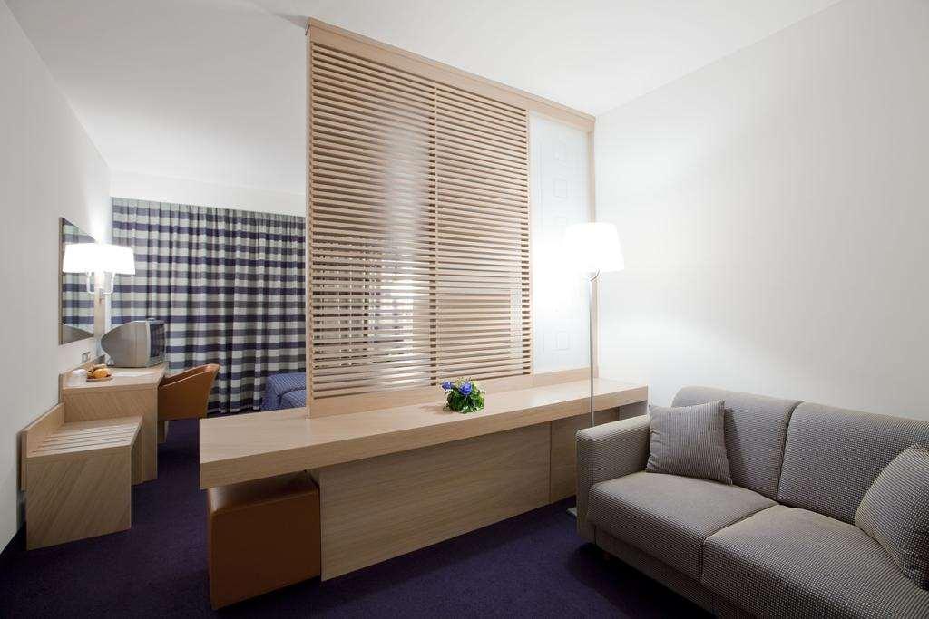 Centrum Palace Hotel&Resorts Campobasso Zimmer foto